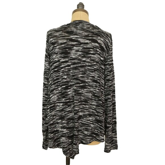 Splendid Carlow Sweater Top M Asymmetrical Space Dye Loose Knit Black White B9 - Picture 5 of 7